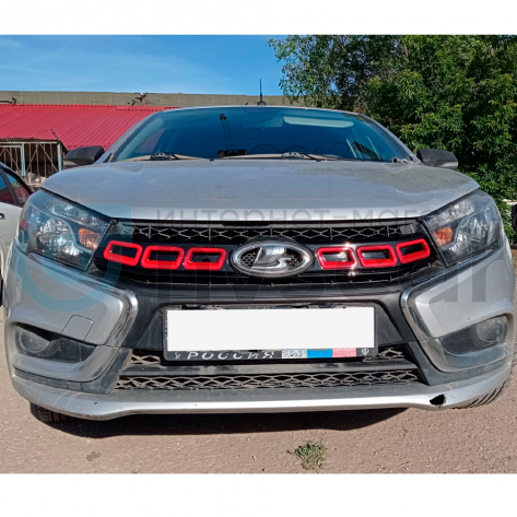 Накладка на решетку радиатора "ASM" Лада Веста (черно-красная)