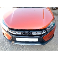 Накладка на решетку радиатора "ASM" Лада Веста (черно-серебристая)