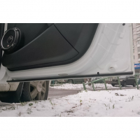 Уплотнители низа дверей (4 шт, универсальные)