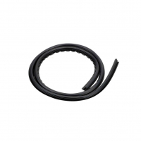 Уплотнитель между панелью и лобовым стеклом универсальный (1,6 м)