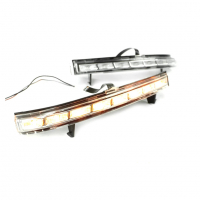 Повторители поворотов (поворотники) "Лексус Новый" для зеркал Лада Приора (динамический повторитель)