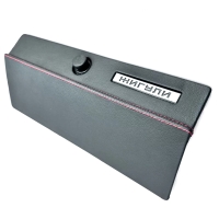 Крышка вещевого ящика (бардачка) (эко-кожа со строчкой) ВАЗ 2104, 2107