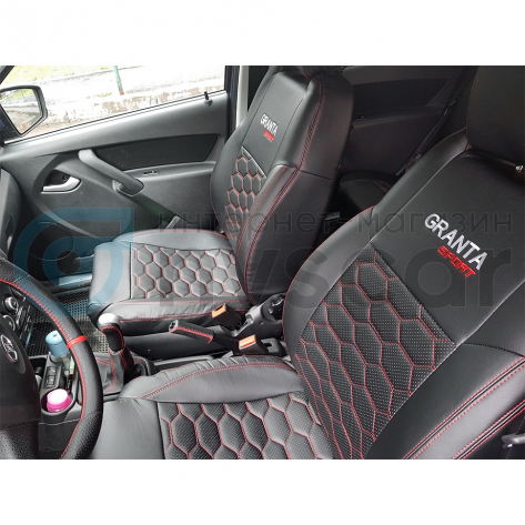 Чехлы на сидения (эко-кожа) "Соты" (центр с перфорацией) (с одинарной строчкой) под раздельный задний ряд Лада Гранта Спорт, Гранта Драйв Актив, Гранта ФЛ Спорт Белый