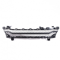 Оригинальная решетка бампера нижняя Лада Икс-рей